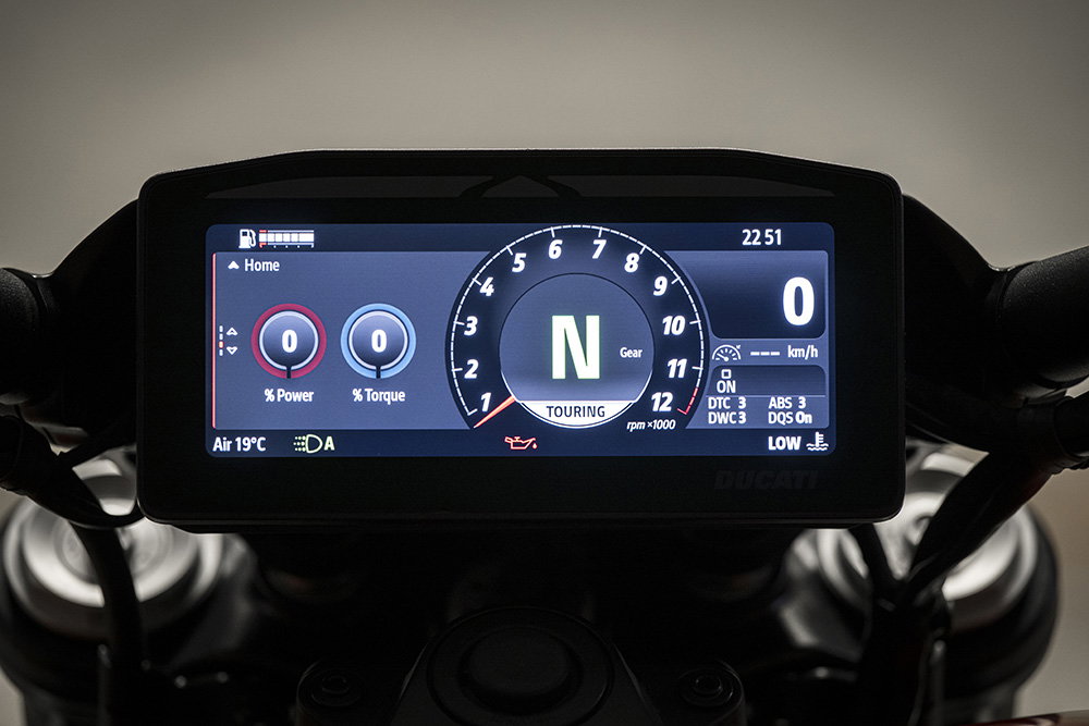2025 XDiavel V4 - detail